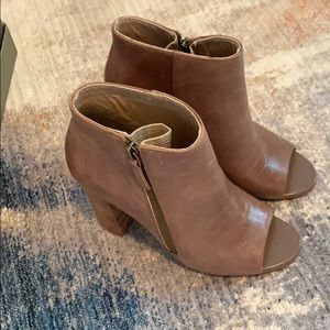 Open toe booties in SZ 7 1/2 worn once